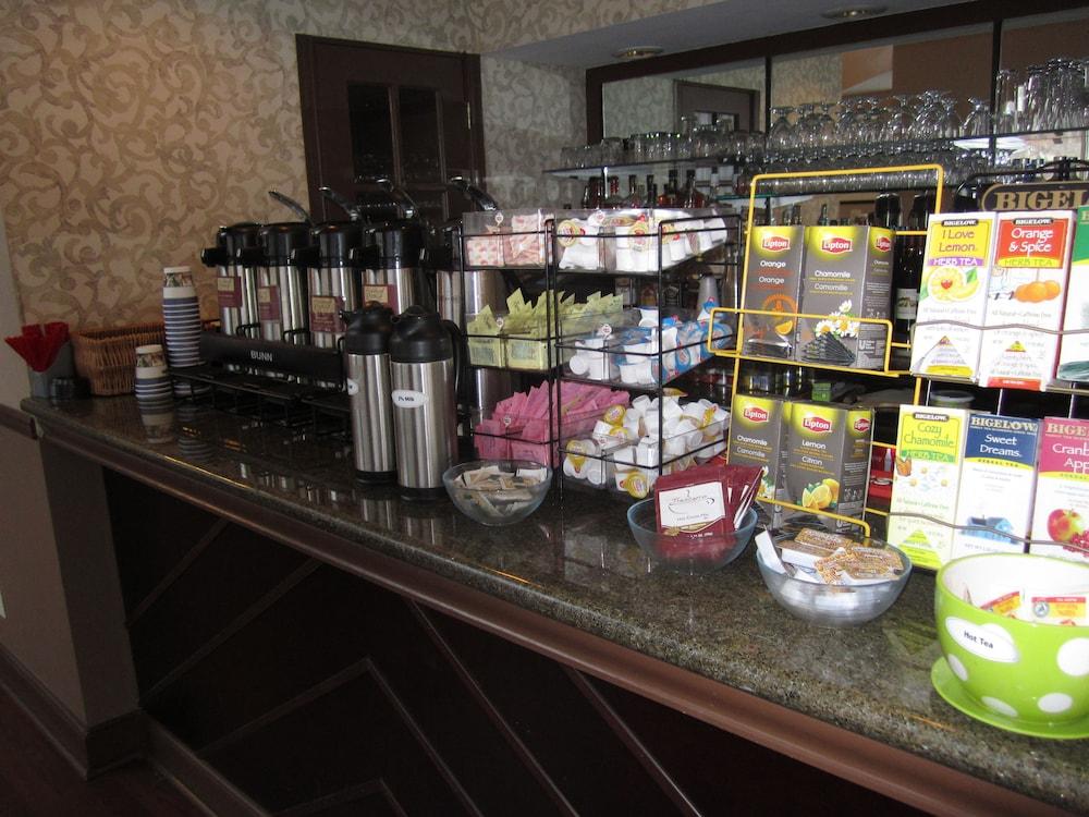 Best Western Plus The Inn & Suites At The Falls Poughkeepsie Exterior foto