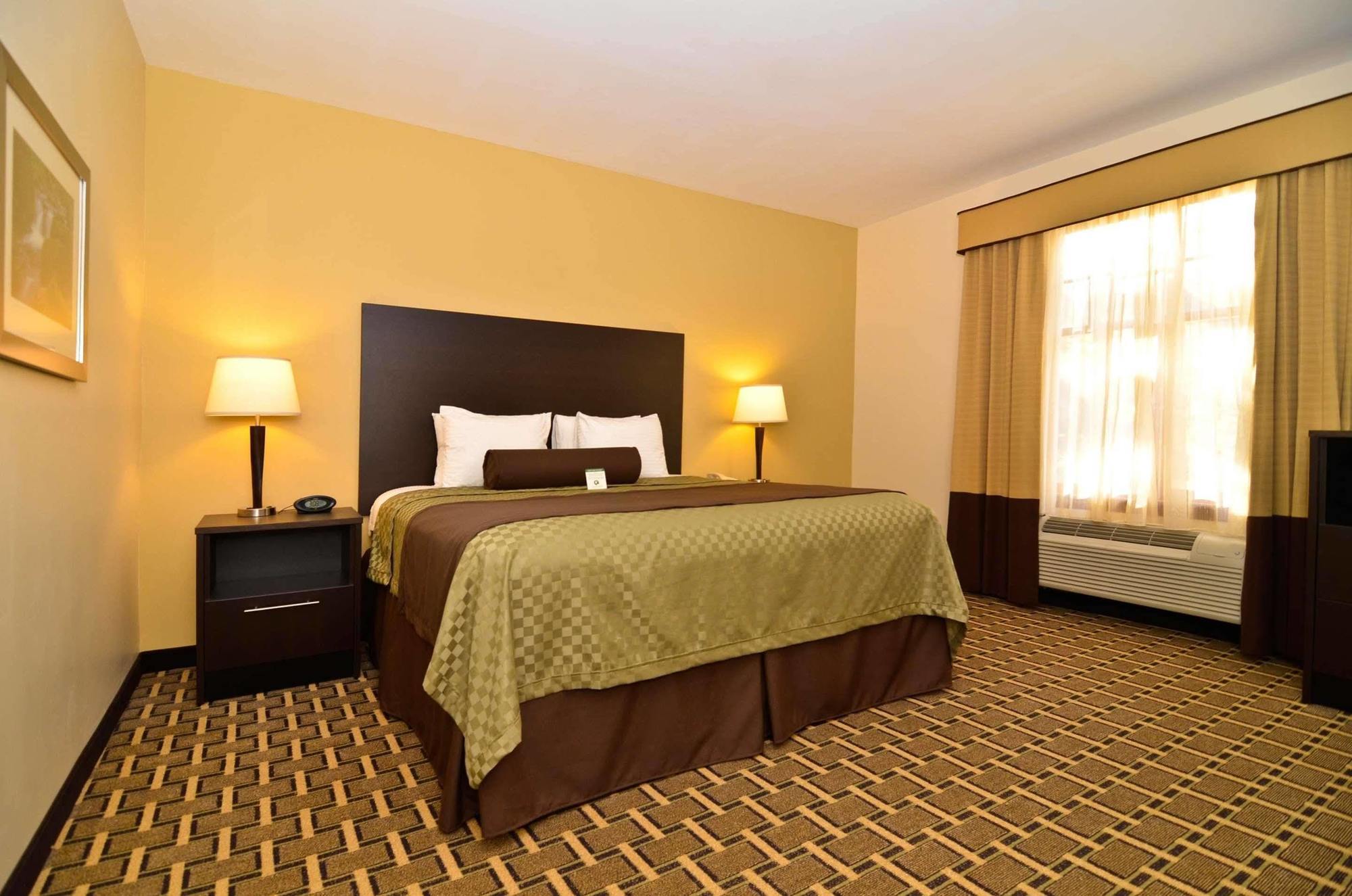 Best Western Plus The Inn & Suites At The Falls Poughkeepsie Exterior foto